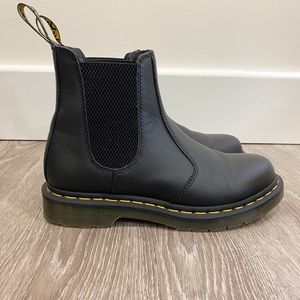 Dr Martens Nappa Leather Chelsea Boots 2976